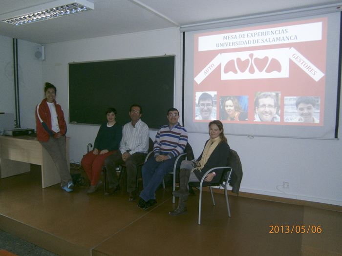 Grupo de jóvenes de AVIVA que han participado hoy Lunes.